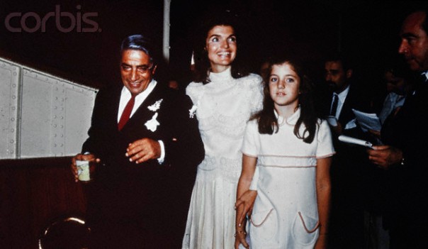 Jacqueline Kennedy 39s wedding to Aristotle Onassis with Caroline 1968